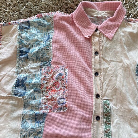 BlueVelvet Oversized Mixed Fabric Top in Pink-Beige Size S - Picture 5 of 8